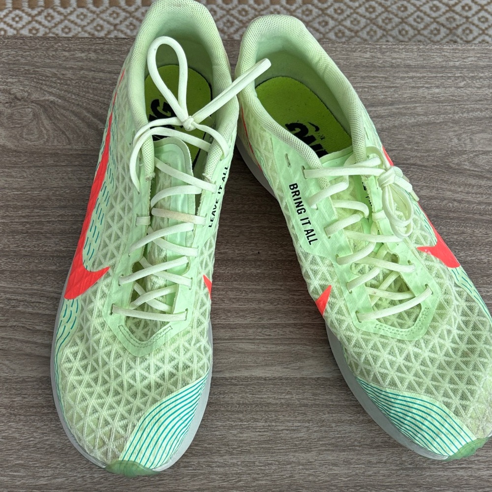 Nike men’s Green Running Shoes size 12